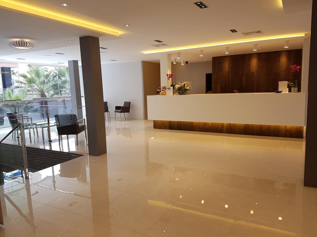 Hotel Perla Benidorm Kültér fotó