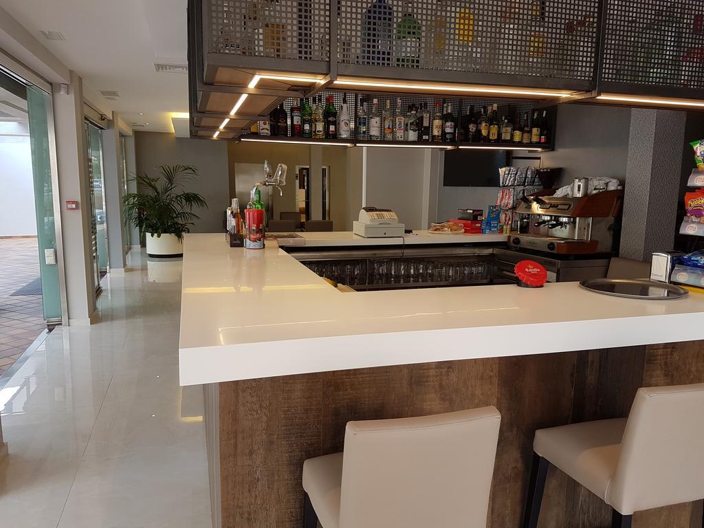 Hotel Perla Benidorm Kültér fotó