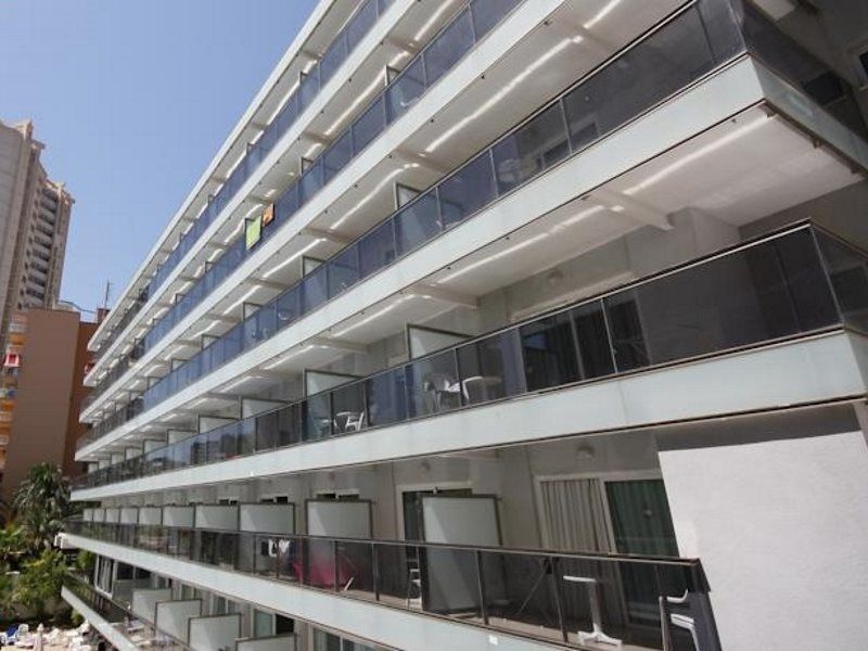 Hotel Perla Benidorm Kültér fotó